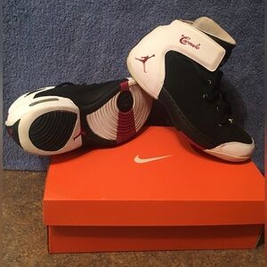 Nike Air Jordan Melo 1.5 Black/Red/White Athletic Shoes Size 6.5Y - VGC